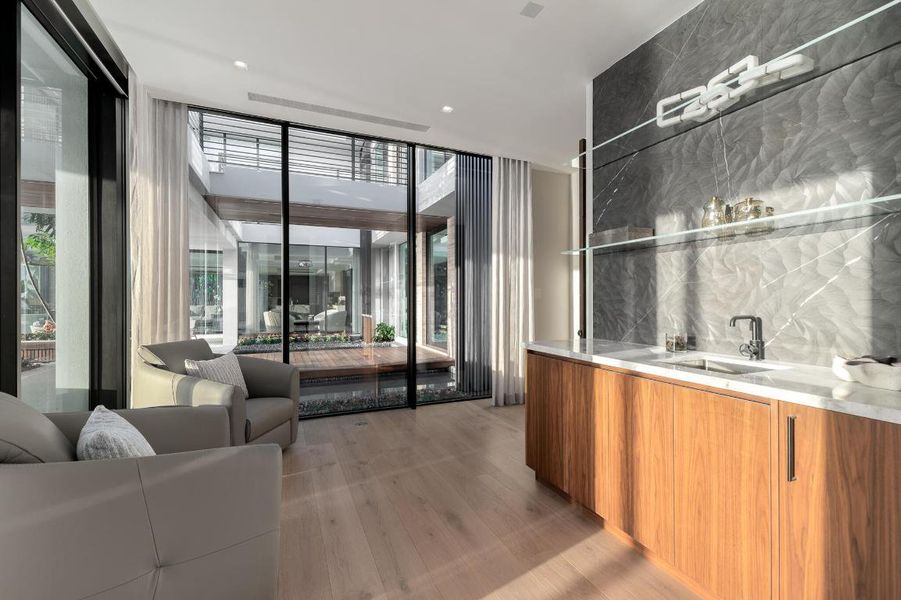 488 S Beach Rd, Jupiter Island, 33455-63