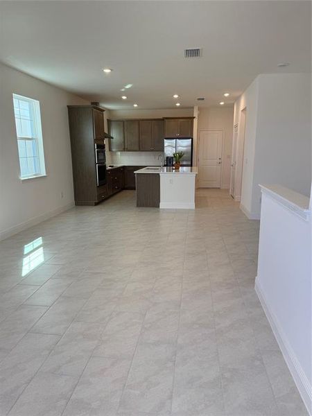 Spacious, unfurnished interior of a new home in Havenfield at Crossprairie, St. Cloud (Image 7). Spacious, unfurnished interior of a new home in Havenfield at Crossprairie, St. Cloud (Image 7).