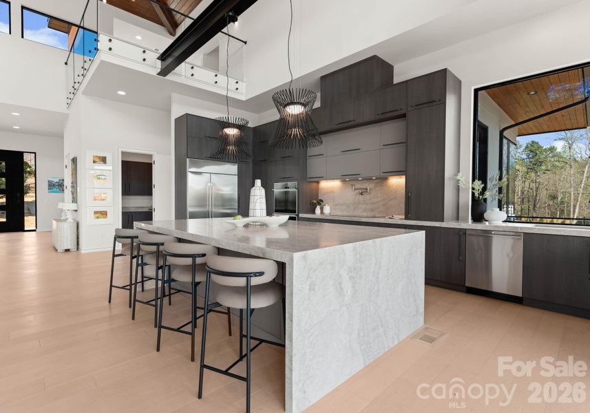 Community amenities in , Charlotte (Image 35).