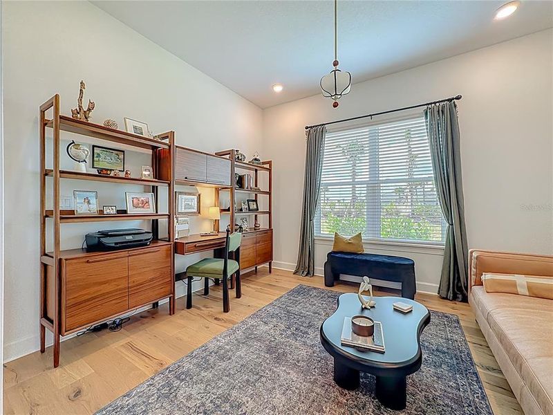 Furnished interior view inside a new home in , Lakewood Ranch (Image 38).