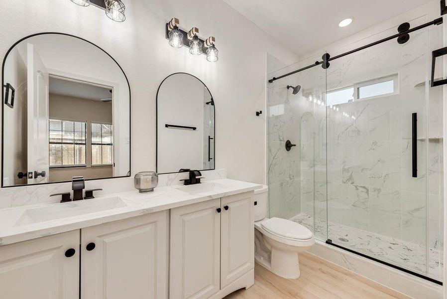 Furnished interior view inside a new home in , Fort Worth (Image 13).