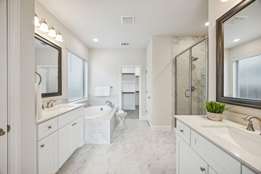Furnished interior view inside a new home in Las Lomas, Forney (Image 13).