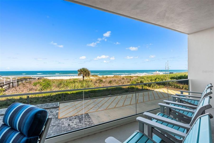 Exterior details and patio area of a home in , Cocoa Beach (Image 24).
