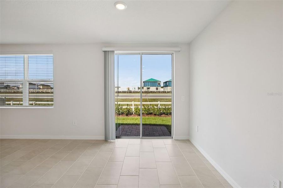 Spacious, unfurnished interior of a new home in Villamar - Signature Series, Winter Haven (Image 19).