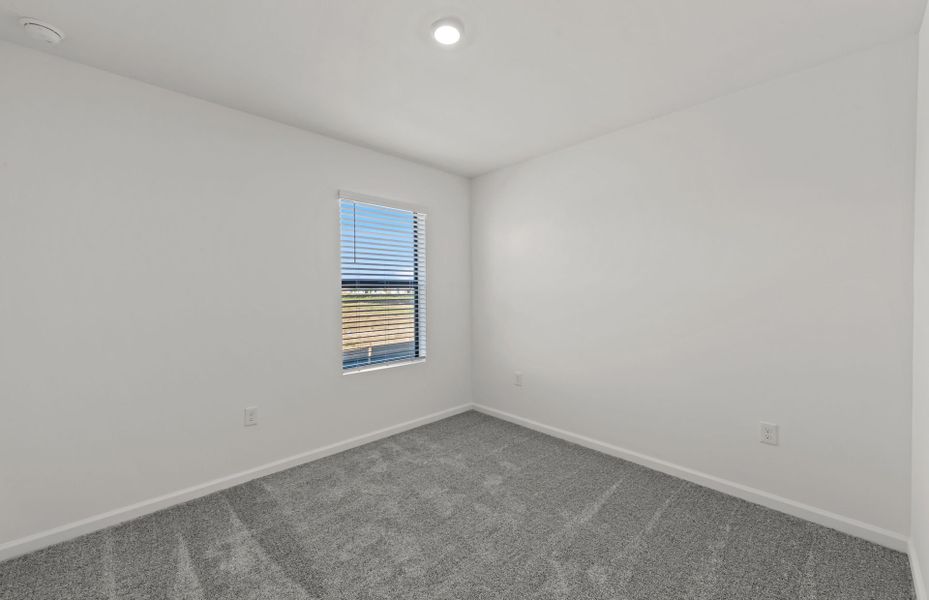 Spacious, unfurnished interior of a new home in Caloosa Cove, Labelle (Image 11).