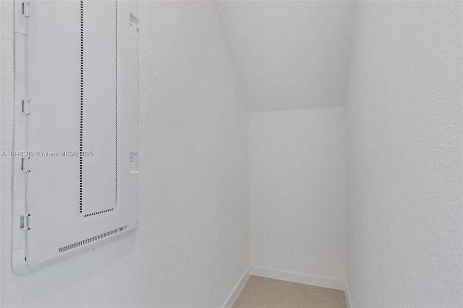 Image 37 of a home in .