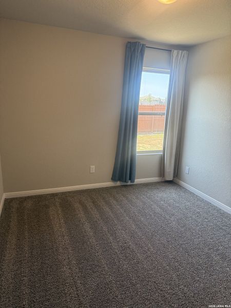Spacious, unfurnished interior of a new home in Jordan's Ranch, San Antonio (Image 25).