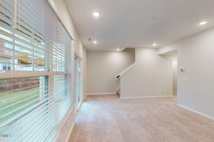 3986901_50034 3986901_50034