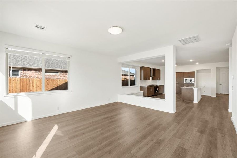 Spacious, unfurnished interior of a new home in East Oak Creek Elements, Commerce (Image 15).