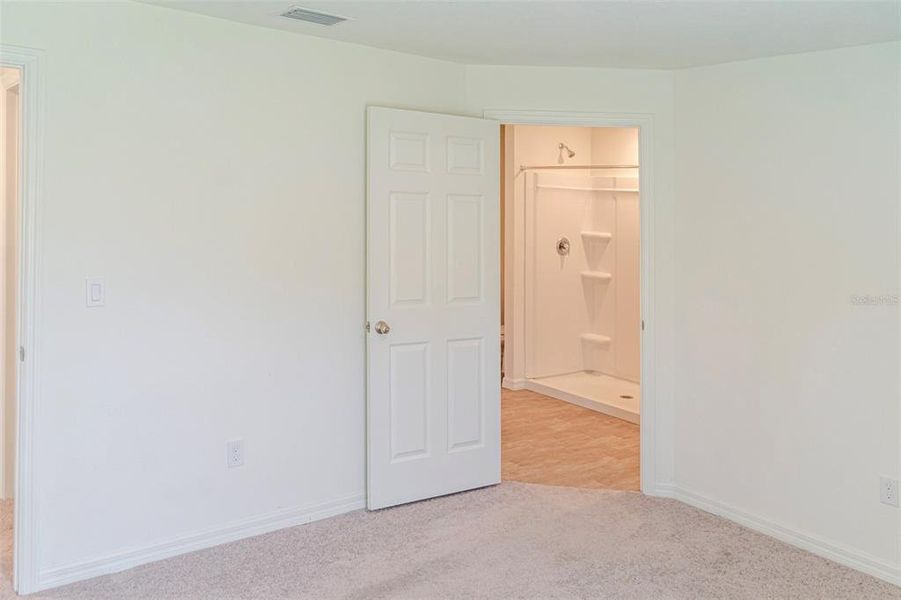 Spacious, unfurnished interior of a new home in , Palm Coast (Image 60).