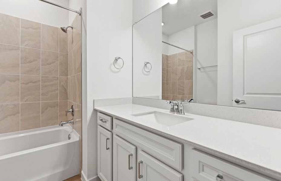 Furnished interior view inside a new home in Riverwood, Zephyrhills (Image 7).