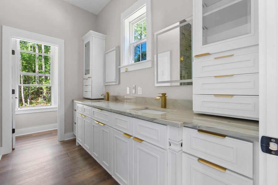 Furnished interior view inside a new home in , Walterboro (Image 7).