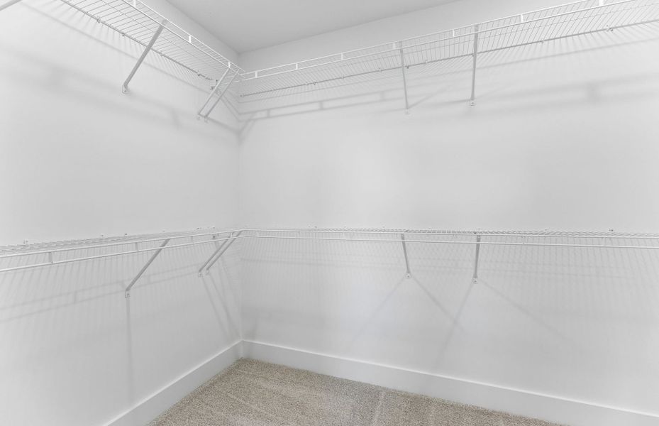 Spacious, unfurnished interior of a new home in Glenview Farms, Murfreesboro (Image 20).