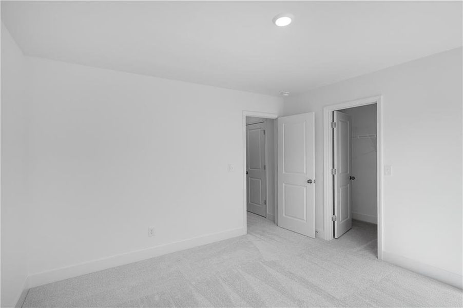 Spacious, unfurnished interior of a new home in Twelve Parks 55+, Sharpsburg (Image 33). Spacious, unfurnished interior of a new home in Twelve Parks 55+, Sharpsburg (Image 33).