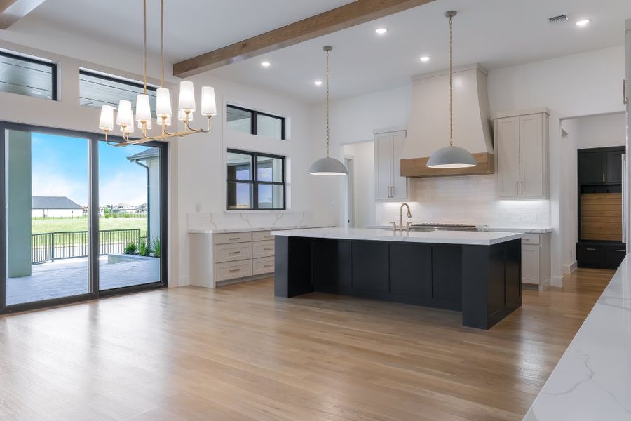Furnished interior view inside a new home in Montclair, Prosper (Image 30).