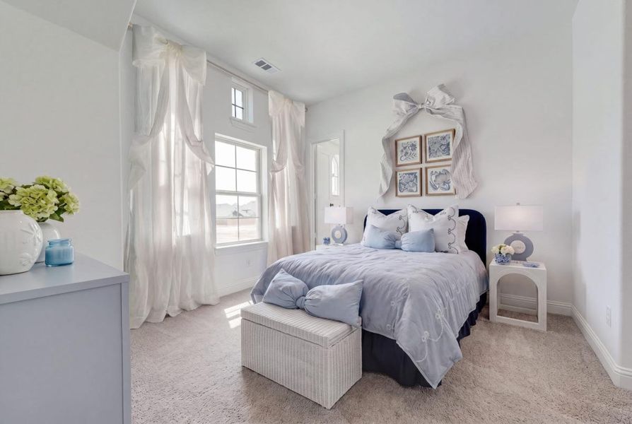 Furnished interior view inside a new home in Dominion of Pleasant Valley, Wylie (Image 28).