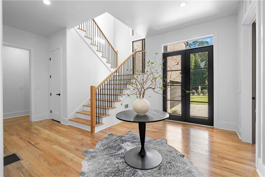 Furnished interior view inside a new home in , Atlanta (Image 53).