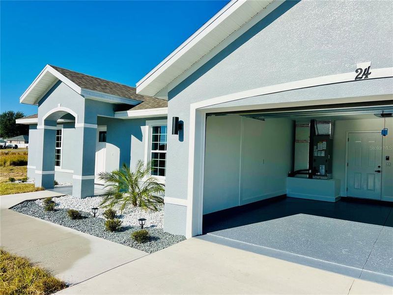 Exterior details and patio area of a home in , Ocala (Image 3).