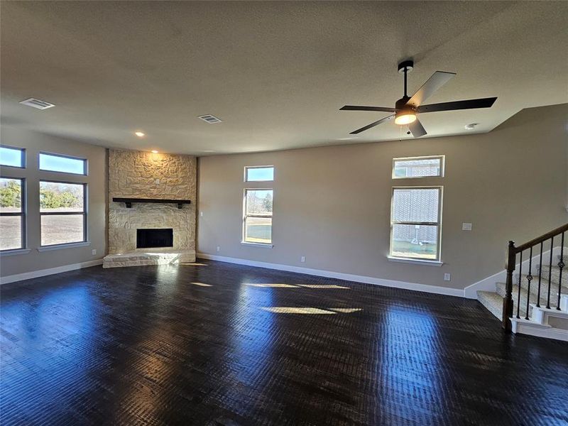 Spacious, unfurnished interior of a new home in Trails of Trenton, Trenton (Image 21).