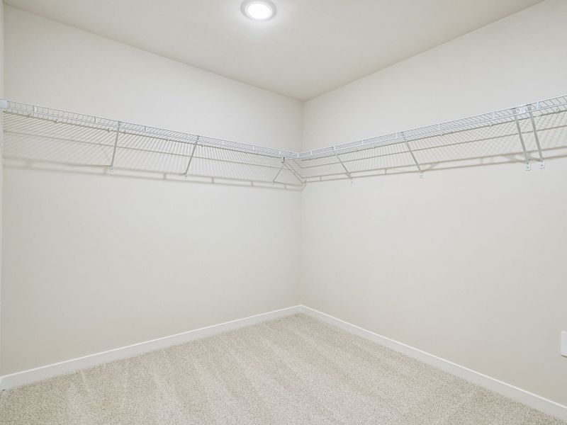 Spacious, unfurnished interior of a new home in Avalon Place - Signature Series, Durham (Image 18).