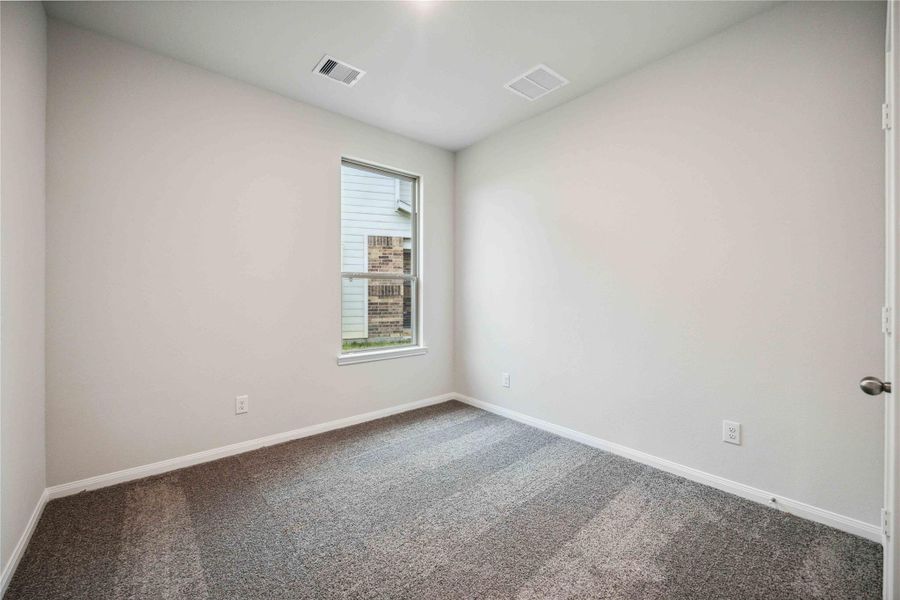 Image 16 of a home in Meadow Park.