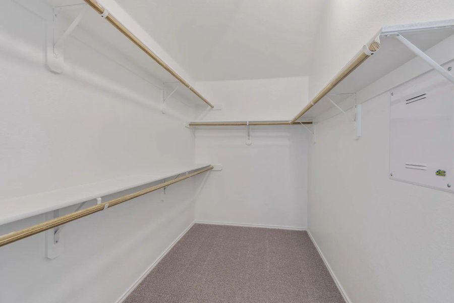 Representative unfurnished interior of a home built from the Concept 1849 by Risewell Homes in Summer Crest, Fort Worth (Image 18). Representative unfurnished interior of a home built from the Concept 1849 by Risewell Homes in Summer Crest, Fort Worth (Image 18).