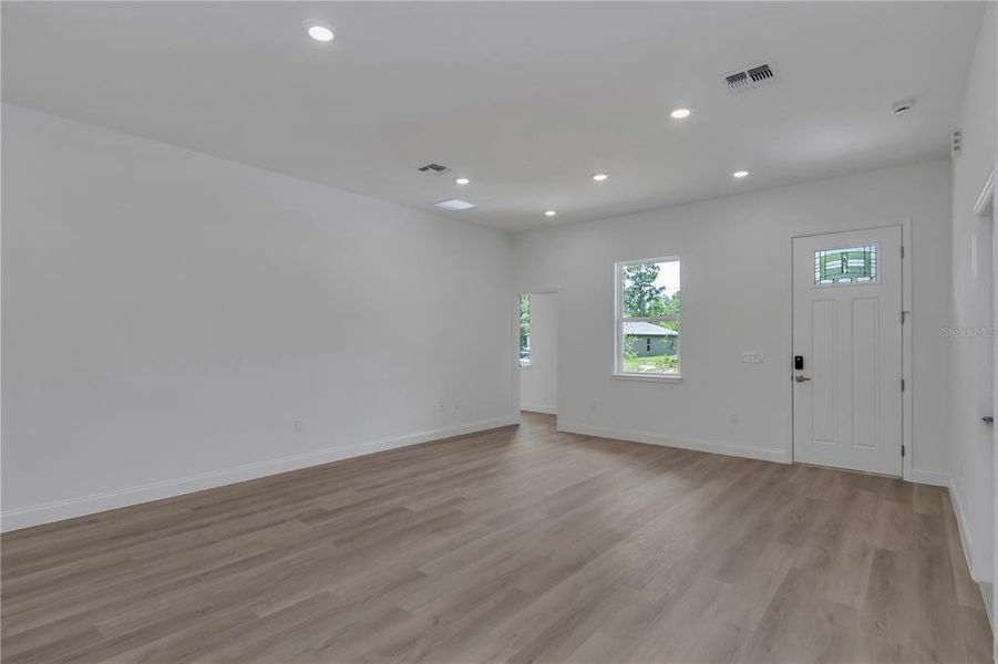 Spacious, unfurnished interior of a new home in , Citrus Springs (Image 19). Spacious, unfurnished interior of a new home in , Citrus Springs (Image 19).