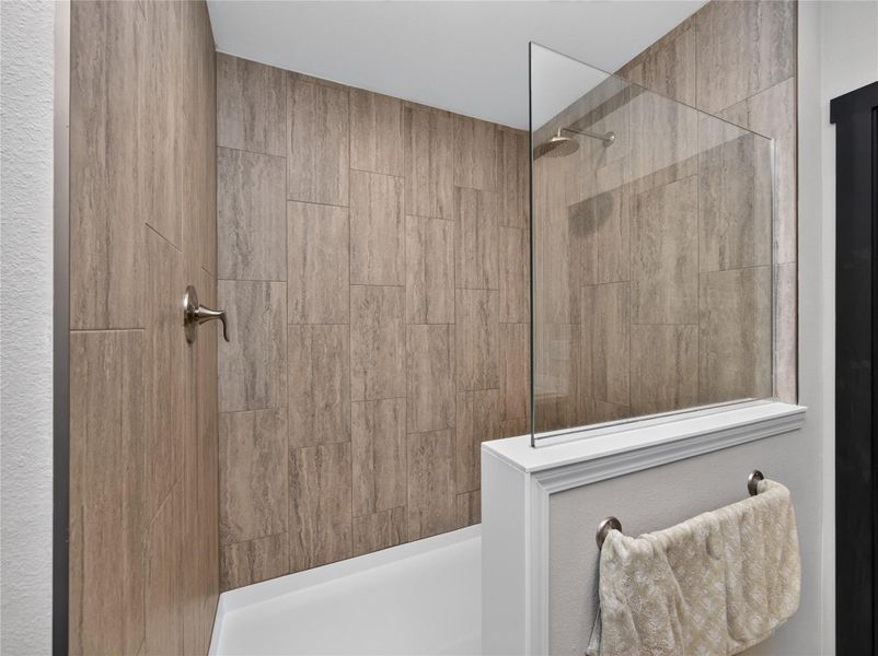 Close-up of interior finishes inside a home in , Buchanan Dam (Image 19). Close-up of interior finishes inside a home in , Buchanan Dam (Image 19).