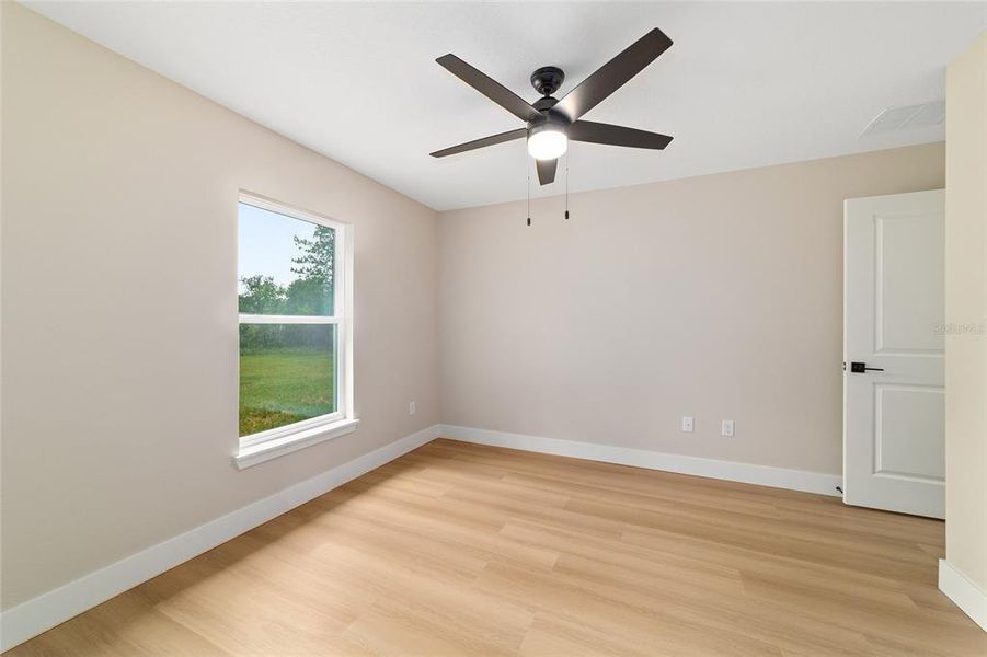 Spacious, unfurnished interior of a new home in , Dunnellon (Image 48).