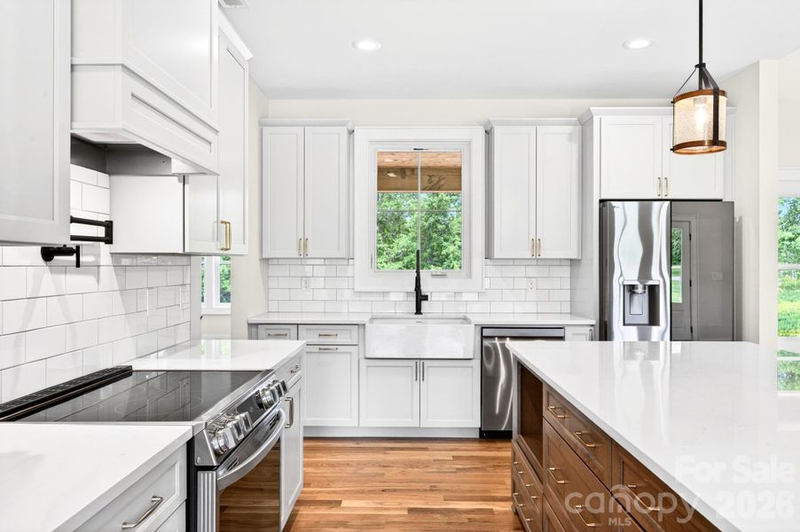 Soft close Shenandoah cabinets