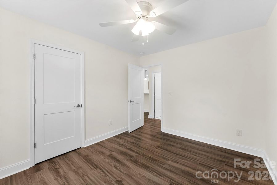 Spacious, unfurnished interior of a new home in , Bessemer City (Image 7).