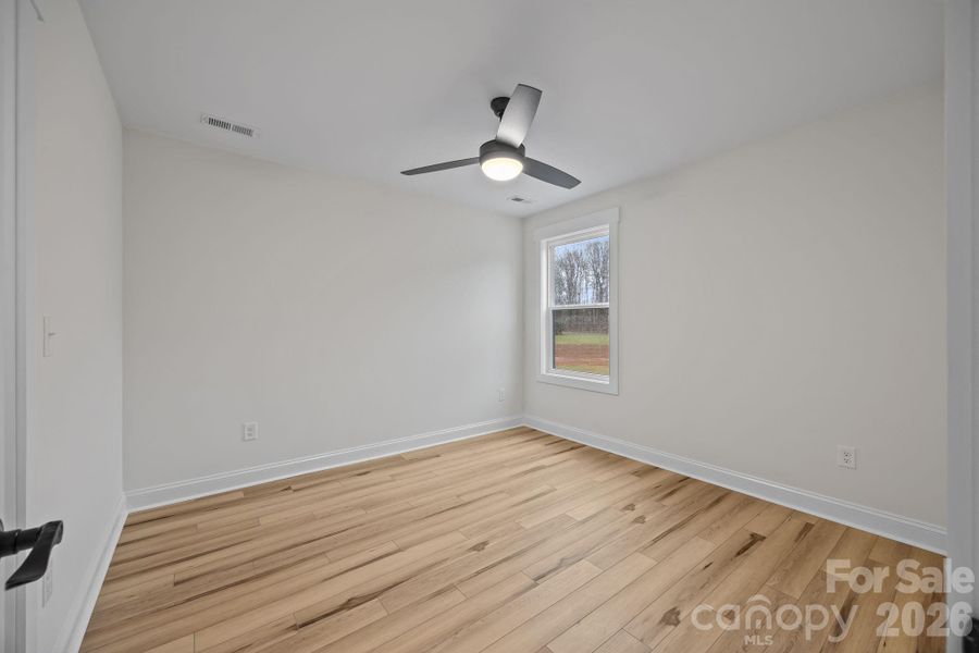 Spacious, unfurnished interior of a new home in , Salisbury (Image 24).