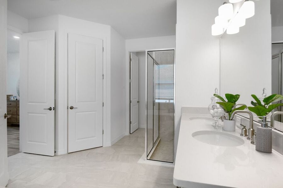 Representative furnished interior of a home built from the Saint Thomas by Taylor Morrison in Ardisia Park, New Smyrna Beach (Image 49).