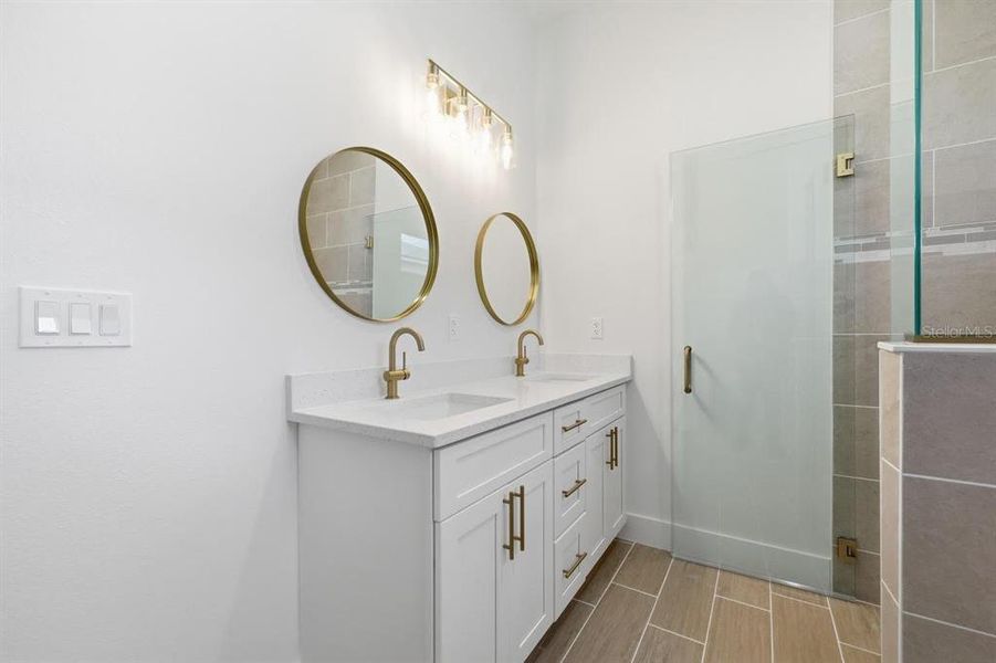 Furnished interior view inside a new home in , Ocala (Image 5).