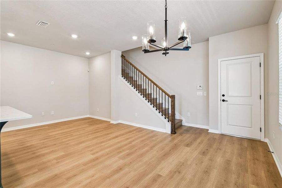 Spacious, unfurnished interior of a new home in , Orlando (Image 16).