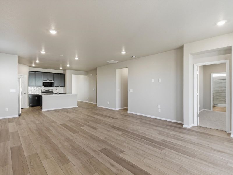 Spacious, unfurnished interior of a new home in Buffalo Highlands: The Canyon Collection, Commerce City (Image 17).