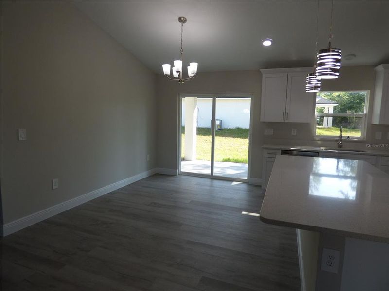 Spacious, unfurnished interior of a new home in , Citrus Springs (Image 10).