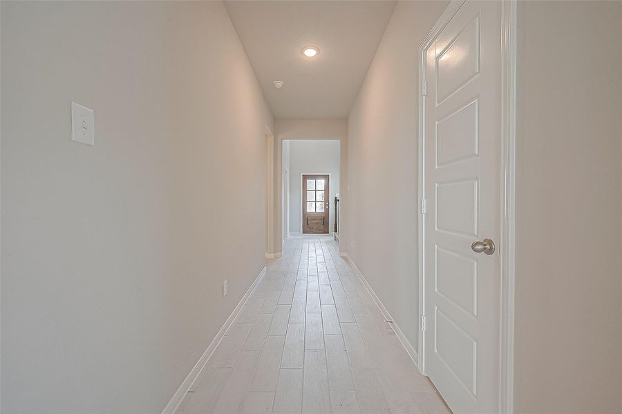 Spacious, unfurnished interior of a new home in Mill Creek Trails, Magnolia (Image 33).