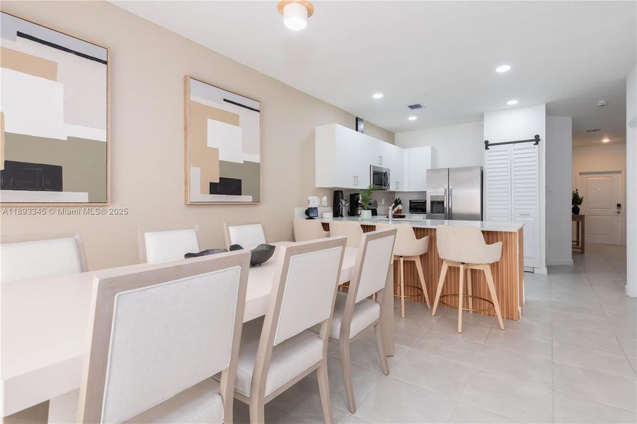 Furnished interior view inside a new home in , Pembroke Pines (Image 25). Furnished interior view inside a new home in , Pembroke Pines (Image 25).