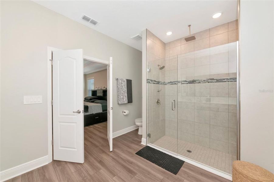 Furnished interior view inside a new home in , Bradenton (Image 38).