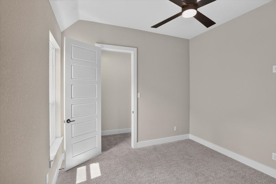 Spacious, unfurnished interior of a new home in Coyote Crossing, Godley (Image 39).