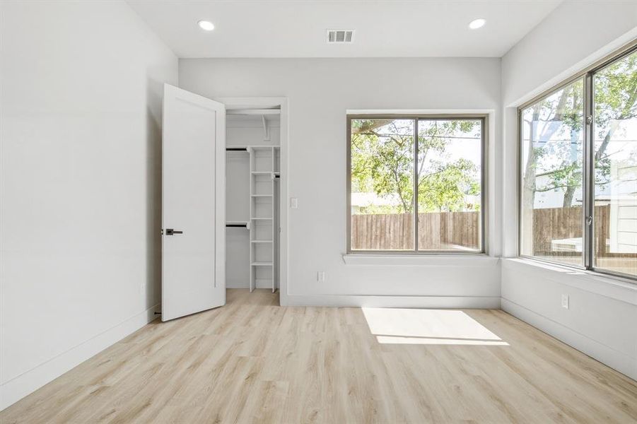 Spacious, unfurnished interior of a new home in , Dallas (Image 22). Spacious, unfurnished interior of a new home in , Dallas (Image 22).