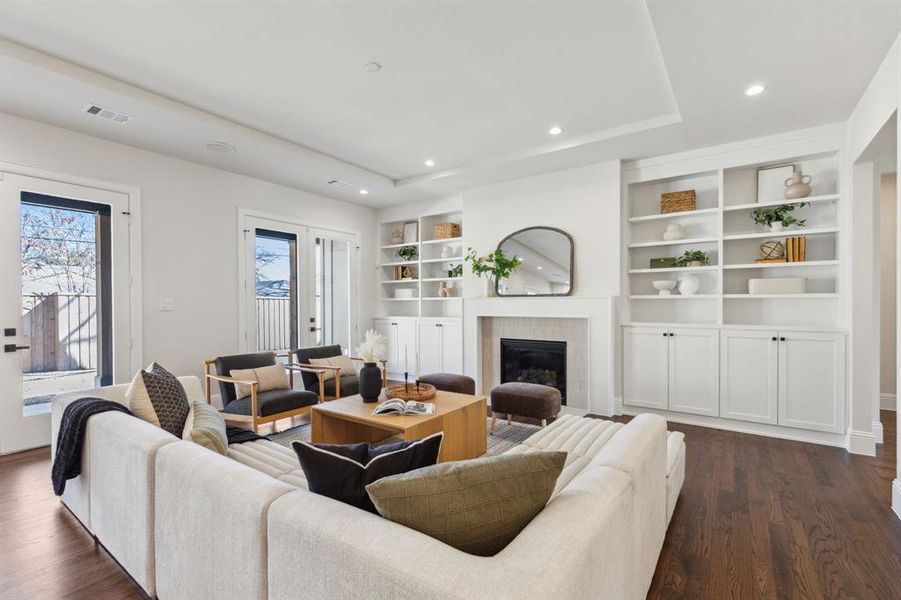 Furnished interior view inside a new home in , Dallas (Image 4).