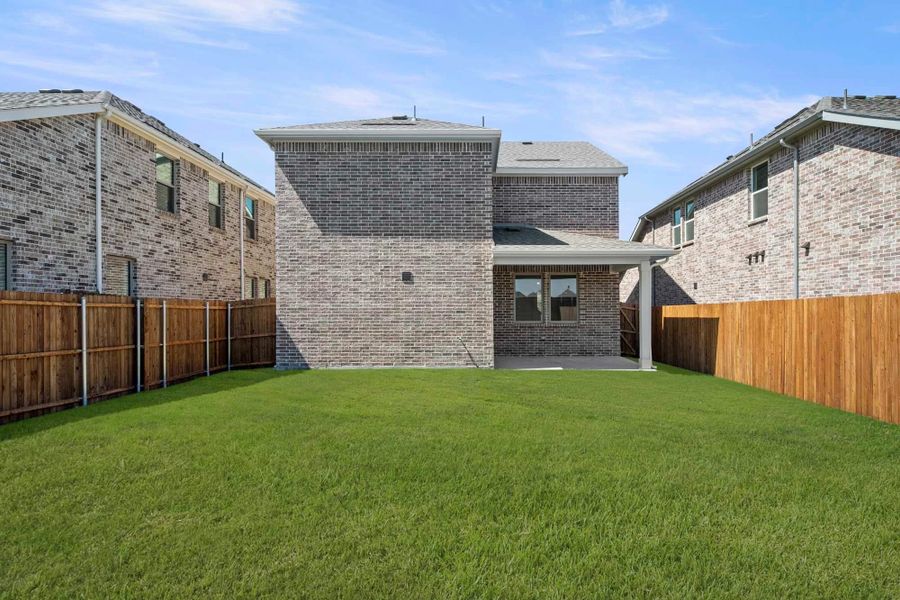 Rear Exterior Design Representative Photo