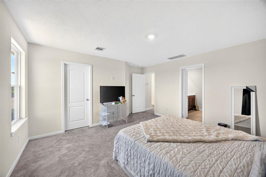 Furnished interior view inside a new home in , Katy (Image 31).