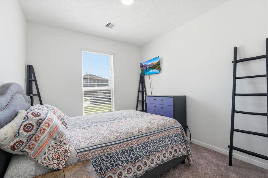 Furnished interior view inside a new home in Vida Costera, Texas City (Image 8).