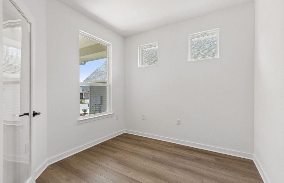 Spacious, unfurnished interior of a new home in Sun City Texas, Georgetown (Image 13). Spacious, unfurnished interior of a new home in Sun City Texas, Georgetown (Image 13).