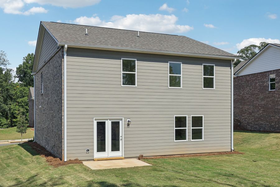Representative exterior details of a home built from the Spectra by Starlight Homes in Silverton, Dacula (Image 3).