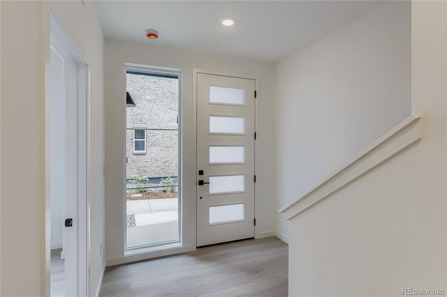 Spacious, unfurnished interior of a new home in , Broomfield (Image 21).