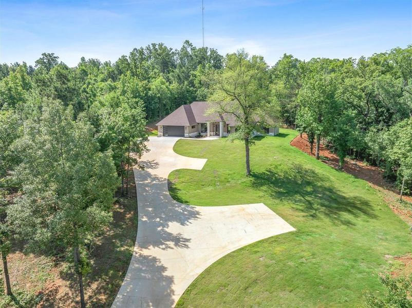 Image 35 of a home in .